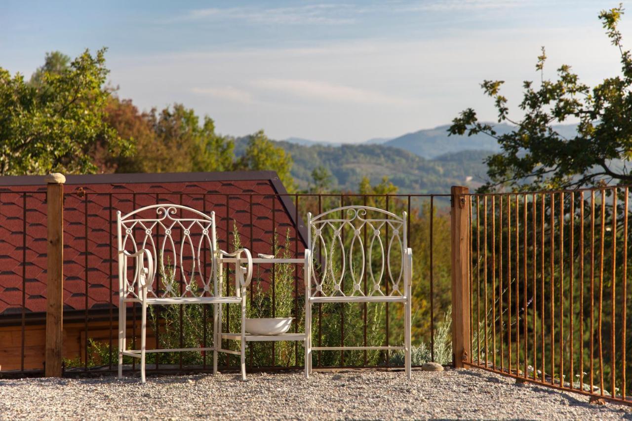 Hotel Pian Del Mund Borgomale Exterior foto